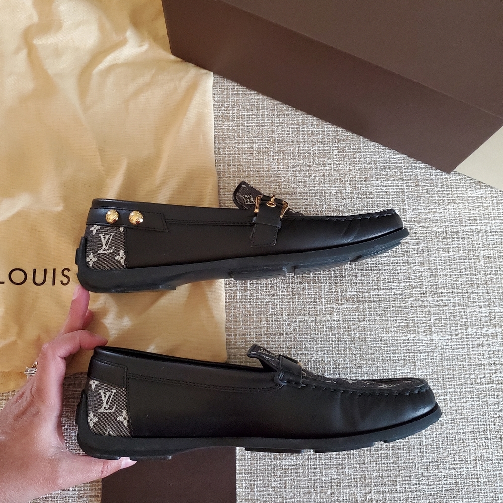Louis Vuitton Monogram Loafers Authentic - Picture 11 of 13